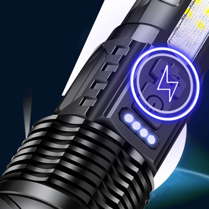 Latarka taktyczna – Laser Titanium